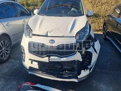Photo 1 of 19: 2018 Kia Sportage — Korean insurance auction