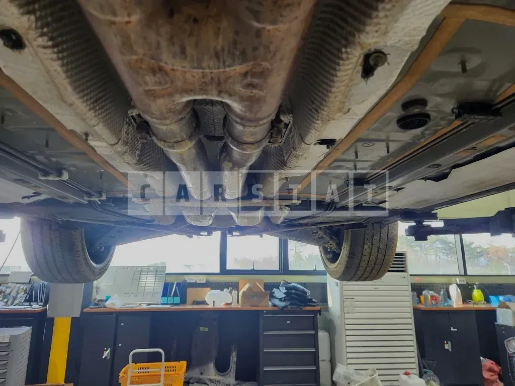 Photo 2 of 9: 2019 Mercedes-Benz S560 4Matic L, VIN WDDUG8GB0KA495984 — Korean insurance auction