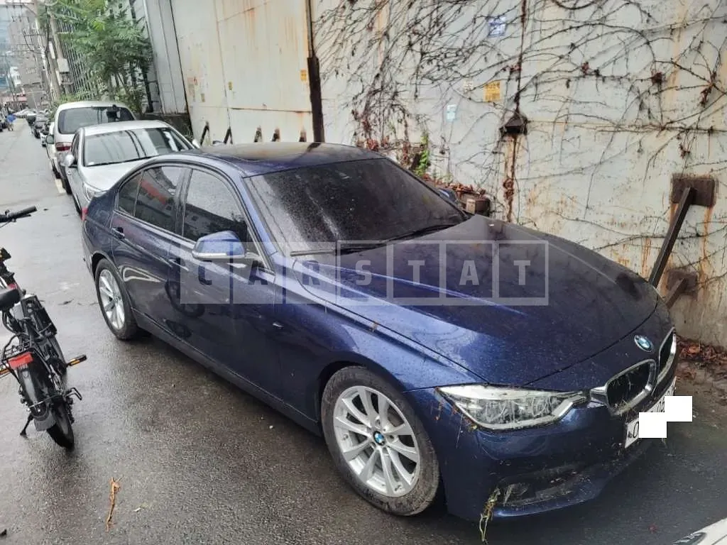 Photo 2 of 11: 2016 BMW 320d, VIN WBA8C5109GK636353 — Korean insurance auction