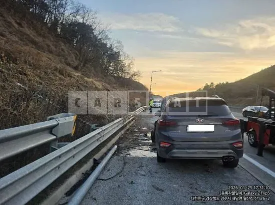 Photo 2 of 10: 2019 Hyundai Santa Fe, VIN KMHS281BBKU052324 — Korean insurance auction