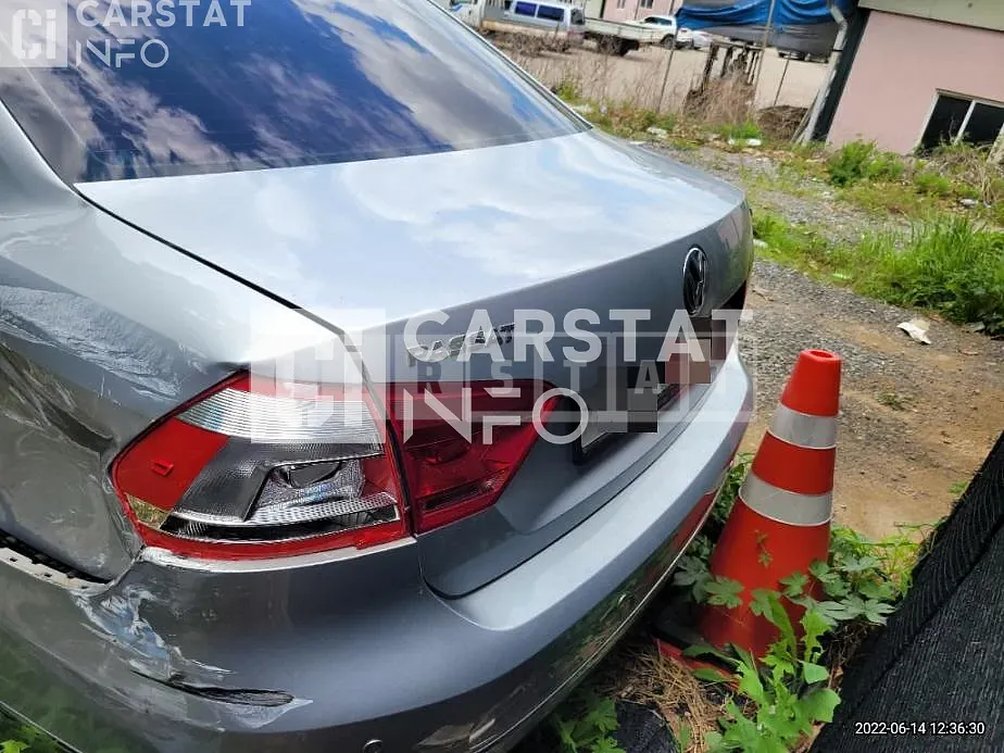 Photo 2 of 30: 2015 Volkswagen Passat 2.0 TDI, VIN 1VWZZZA3ZFC054166 — Korean insurance auction
