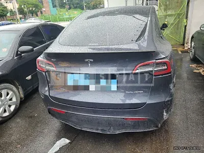 Photo 1 of 28: 2021 Tesla Model Y Long Range, VIN 5YJYGDEE6MF227369 — Korean insurance auction