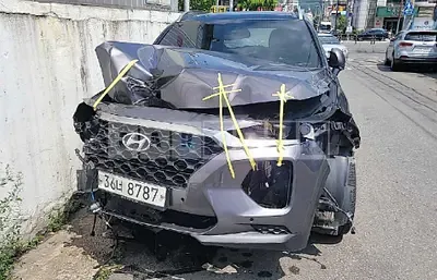 Photo 1 of 13: 2019 Hyundai Santa Fe, VIN KMHS381CDKU031052 — Korean insurance auction