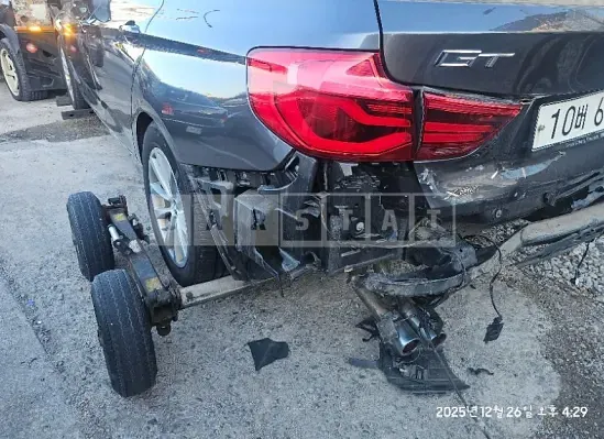 Photo 2 of 4: 2018 BMW 320d Gran Turismo xDrive — Korean insurance auction