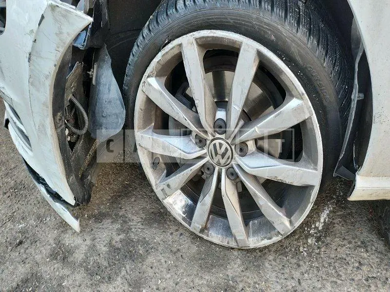 Photo 2 of 17: 2015 Volkswagen Golf 2.0 TDI BMT, VIN WVWZZZAUZFW229442 — Korean insurance auction