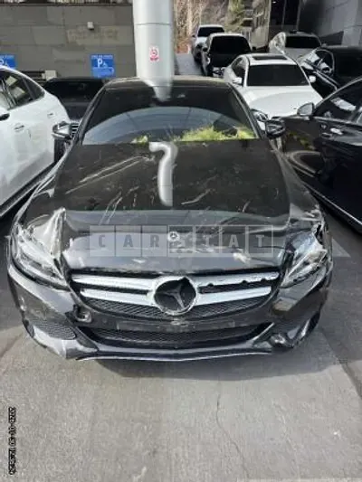Photo 1 of 10: 2018 Mercedes-Benz C 220d — Korean insurance auction
