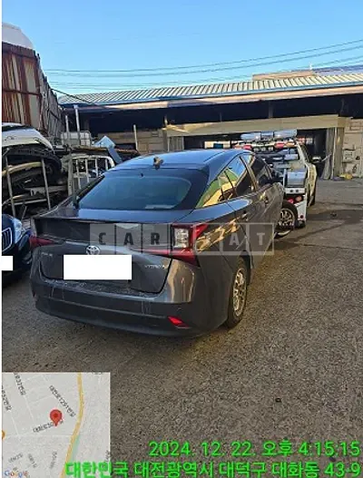 Photo 1 of 16: 2019 Toyota Prius — Korean insurance auction