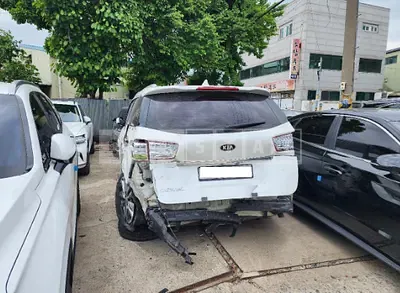Photo 1 of 13: 2017 Kia Carnival, VIN KNAMC81ABHS314702 — Korean insurance auction