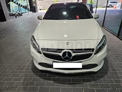 Photo 1 of 17: 2017 Mercedes-Benz A200, VIN WDDBF4DB3HJ547690 — Korean insurance auction