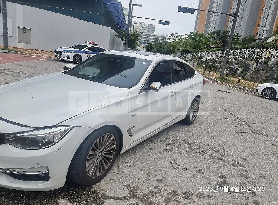 Photo 2 of 6: 2014 BMW 320d GranTurismo, VIN WBA3Y3108FD772024 — Korean insurance auction