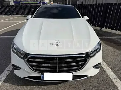 Photo 1 of 50: 2024 Mercedes-Benz E220 d 4Matic — Korean insurance auction