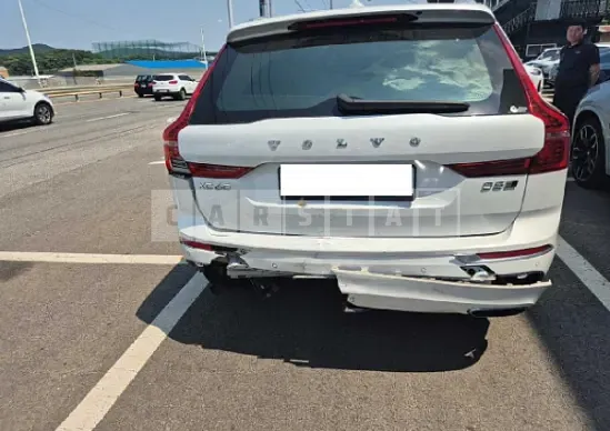 Photo 2 of 21: 2020 Volvo XC60 D5 AWD — Korean insurance auction