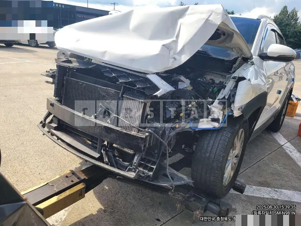 Photo 2 of 7: 2019 Hyundai Tucson TL — Korean insurance auction
