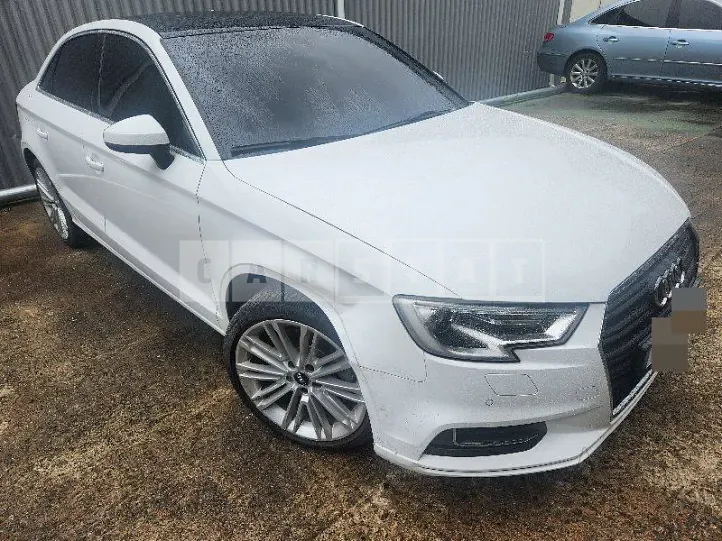 Photo 2 of 9: 2018 Audi A3 40 TFSI, VIN WAUZZZ8V2J1082016 — Korean insurance auction