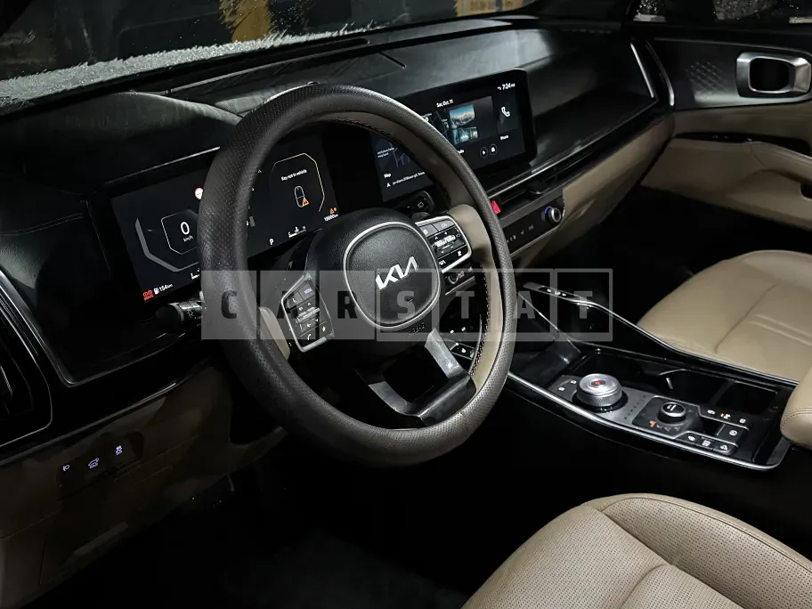 Photo 2 of 14: 2024 Kia Sorento, VIN KNARJ81FHSA326109 — Korean insurance auction