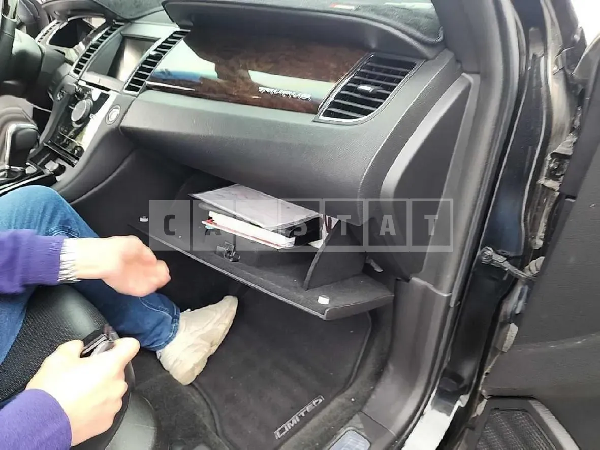 Photo 2 of 106: 2015 Ford Taurus, VIN 1FAHP2F96FG140480 — Korean insurance auction