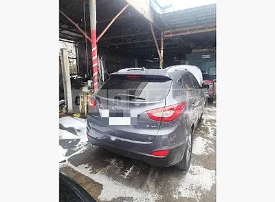 Photo 1 of 13: 2014 Hyundai Tucson ix — Korean insurance auction