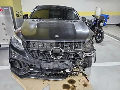 Photo 1 of 9: 2017 Mercedes-Benz AMG GLE63 S 4Matic Co — Korean insurance auction