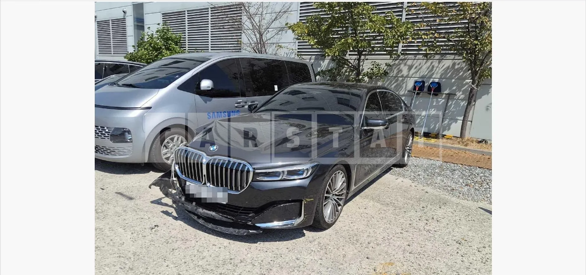 Photo 2 of 25: 2019 BMW 730Ld xDrive Design Pure E — Korean insurance auction