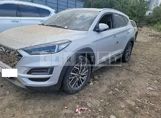 Photo 2 of 11: 2019 Hyundai Tucson, VIN KMHJ381ABKU918022 — Korean insurance auction