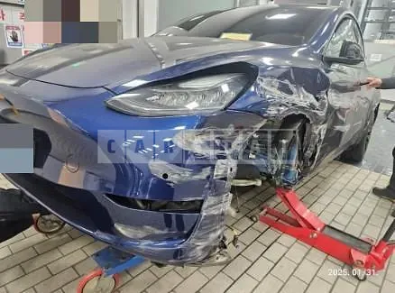 Photo 2 of 19: 2022 Tesla Model Y Long Range, VIN 7SAYGDEE3NF417344 — Korean insurance auction