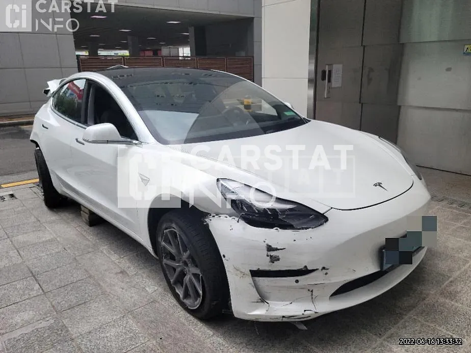 Photo 2 of 9: 2020 Tesla Model 3 Standard Range Plus R, VIN 5YJ3E1EA2LF654302 — Korean insurance auction