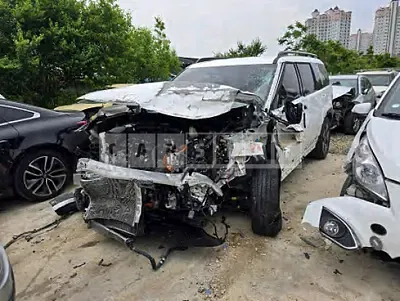Photo 1 of 6: 2025 Hyundai Santa Fe — Korean insurance auction