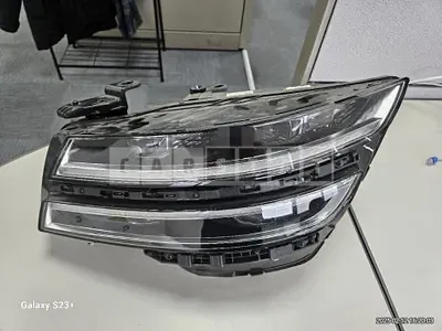 Photo 1 of 3: 2022 Genesis (parts) G80 Headlamp — Korean insurance auction