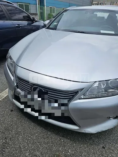 Photo 1 of 5: 2015 Lexus ES300h — Korean insurance auction