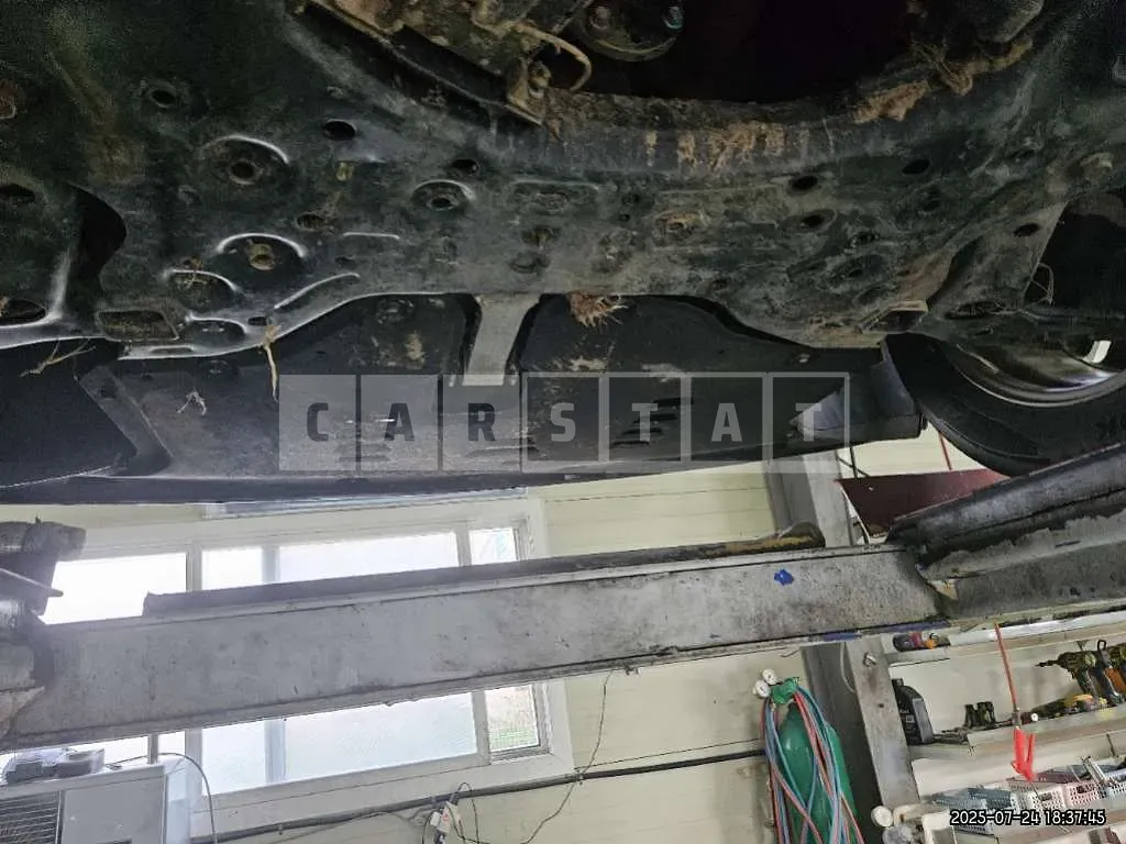 Photo 2 of 32: 2016 Kia Sorento 4WD — Korean insurance auction