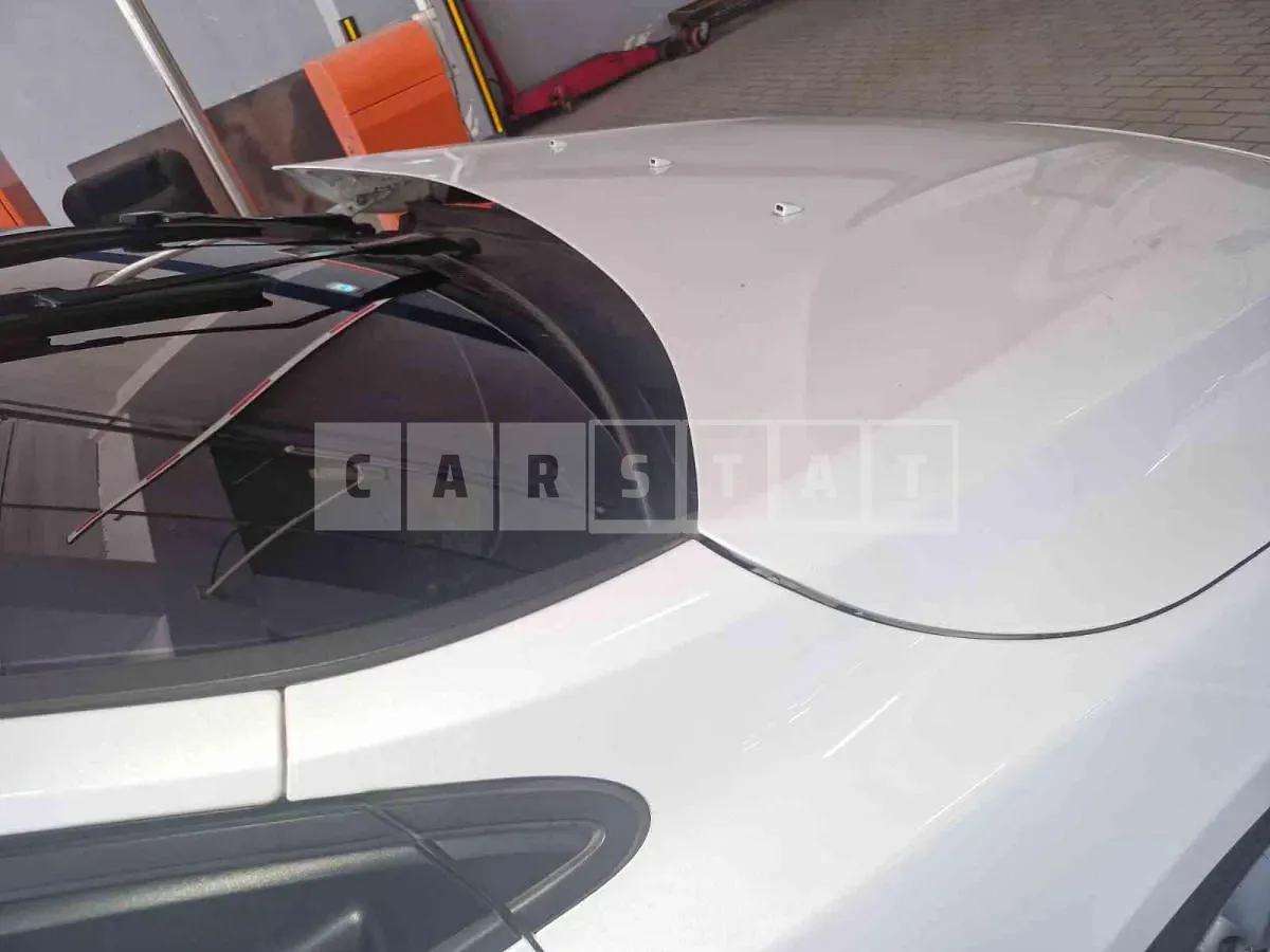 Photo 2 of 19: 2017 Volvo V40D3 — Korean insurance auction