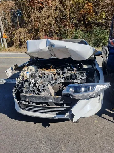 Photo 1 of 7: 2016 Kia K5, VIN KNAGT411BGA111027 — Korean insurance auction