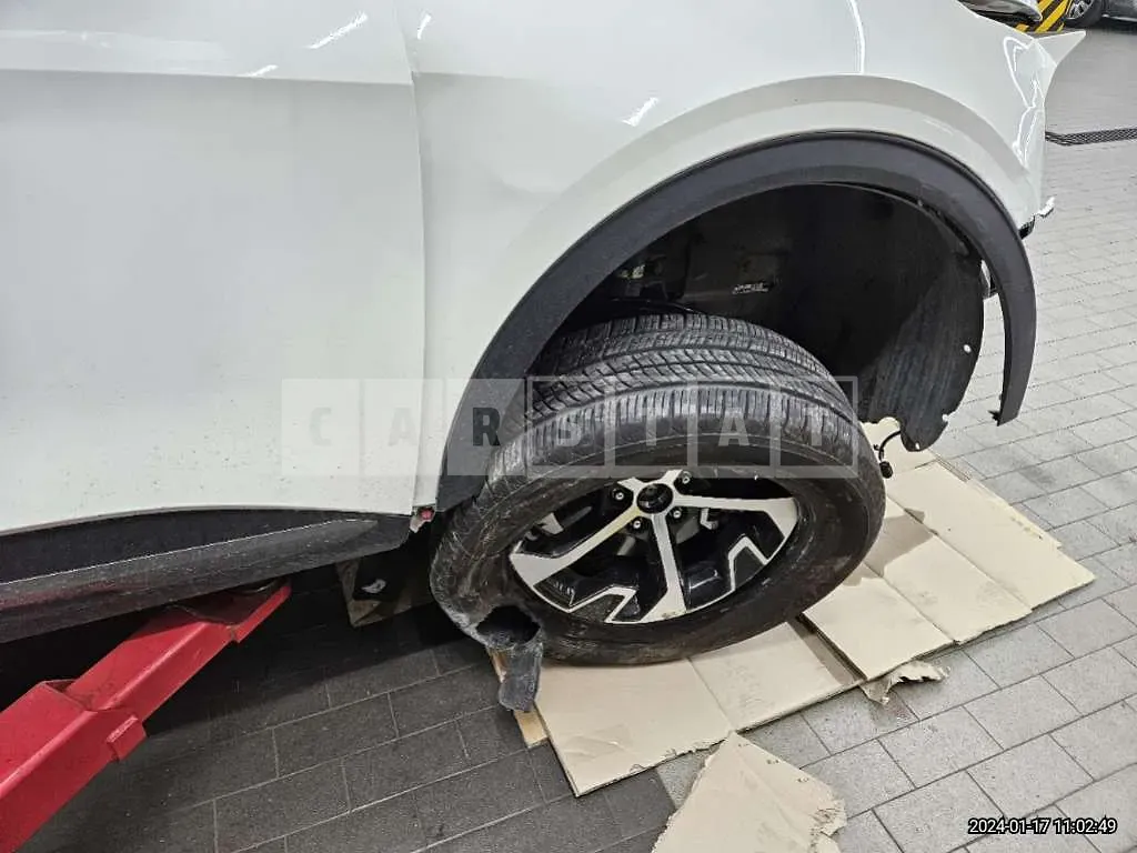 Photo 2 of 24: 2023 Kia Sportage, VIN KNAPX81GDPK084253 — Korean insurance auction