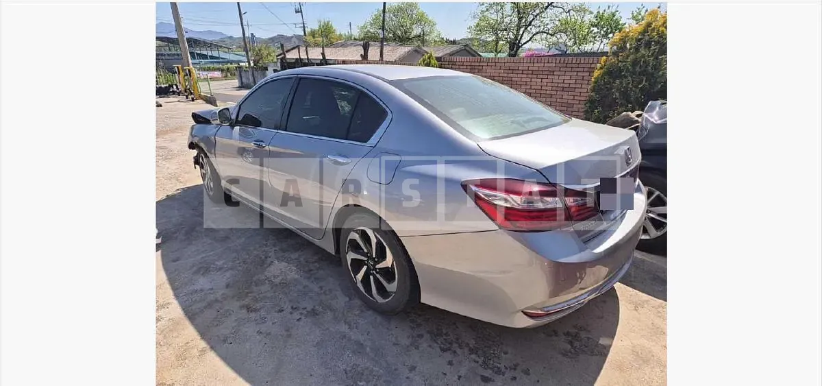 Photo 2 of 10: 2016 Honda Accord 2.4 — Korean insurance auction