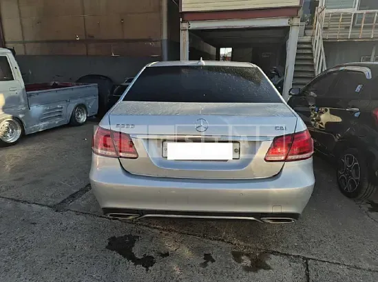 Photo 2 of 15: 2015 Mercedes-Benz E220 CDI — Korean insurance auction