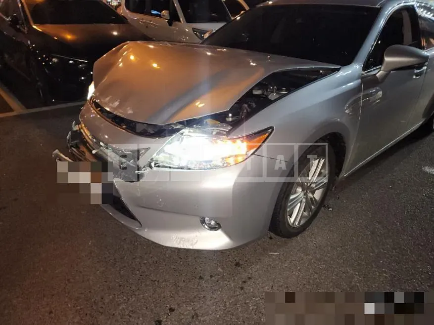 Photo 2 of 8: 2015 Lexus ES350 — Korean insurance auction