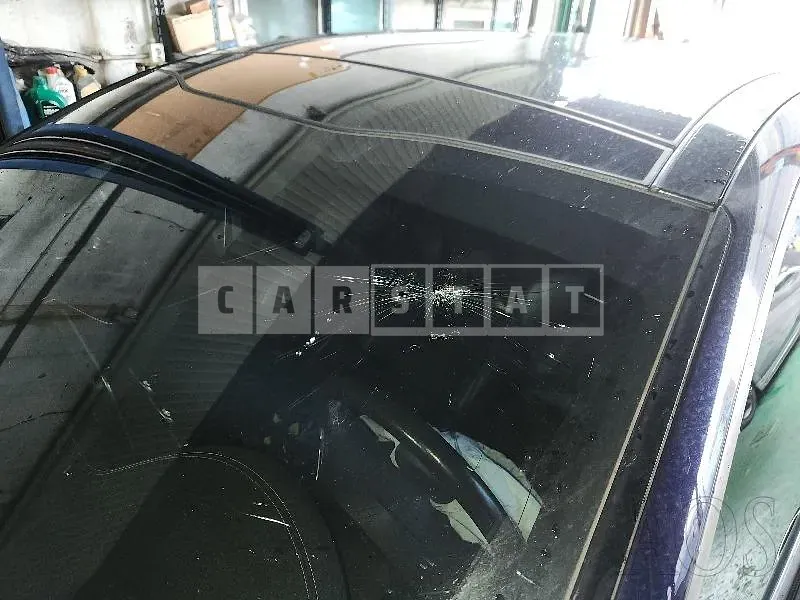 Photo 2 of 39: 2018 Kia Stinger, VIN KNAE751CDJS005897 — Korean insurance auction