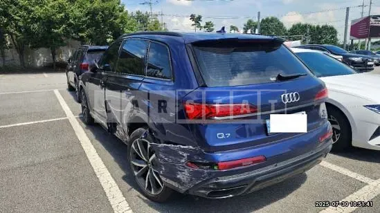 Photo 2 of 34: 2023 Audi Q7 50 TDI quattro — Korean insurance auction