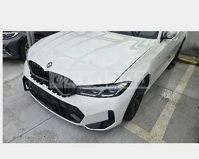 Photo 1 of 12: 2023 BMW 320i — Korean insurance auction
