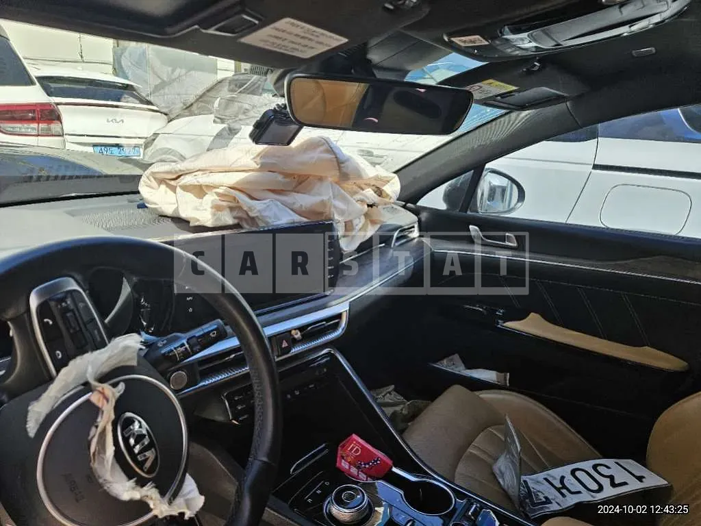 Photo 2 of 20: 2021 Kia K5 — Korean insurance auction