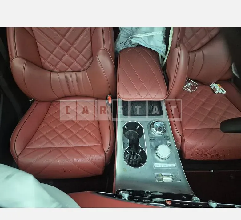 Photo 2 of 26: 2025 Genesis GV70 AWD — Korean insurance auction