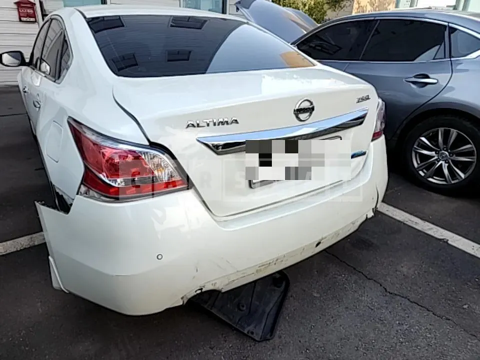 Photo 2 of 19: 2014 Nissan Altima 2.5, VIN 1N4AL3AP9FC130199 — Korean insurance auction