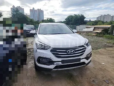 Photo 1 of 14: 2016 Hyundai Santa Fe DM — Korean insurance auction