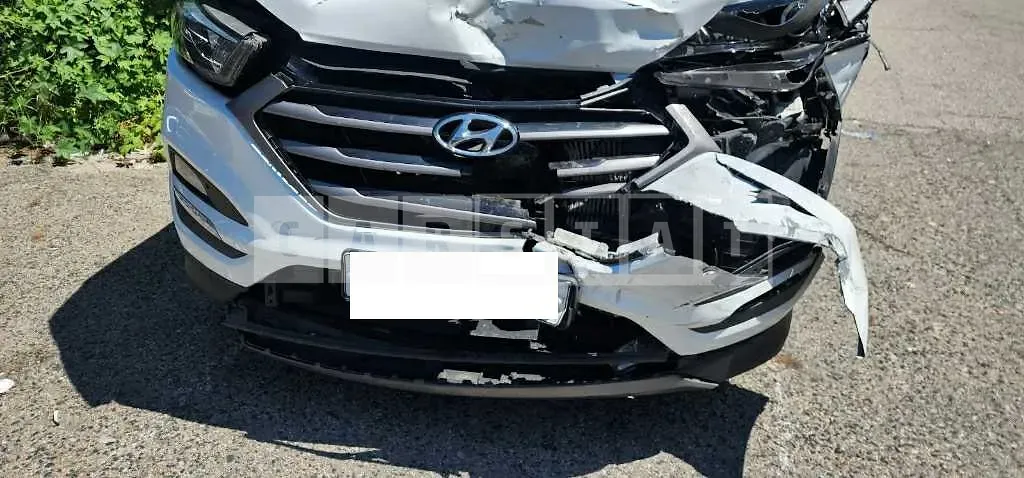 Photo 2 of 25: 2016 Hyundai Tucson — Korean insurance auction