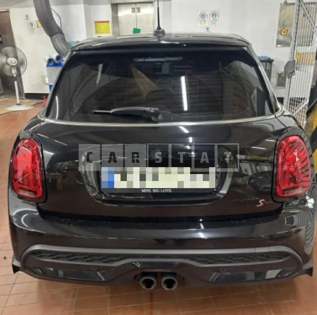 Photo 2 of 8: 2021 MINI Cooper S Five-Door — Korean insurance auction
