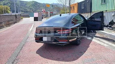 Photo 1 of 7: 2025 Genesis G80 2.5T AWD — Korean insurance auction