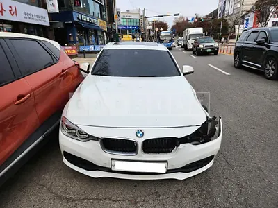 Photo 1 of 11: 2017 BMW 320d, VIN WBA8C5108JA074409 — Korean insurance auction