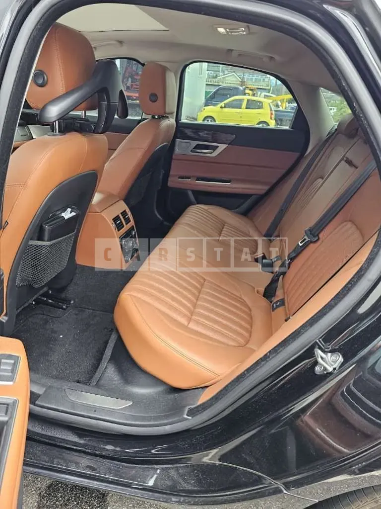Photo 2 of 14: 2016 Jaguar XF 20d, VIN SAJBB4BN8GCY18380 — Korean insurance auction