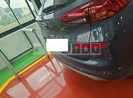 Photo 2 of 16: 2019 Hyundai Tucson — Korean insurance auction