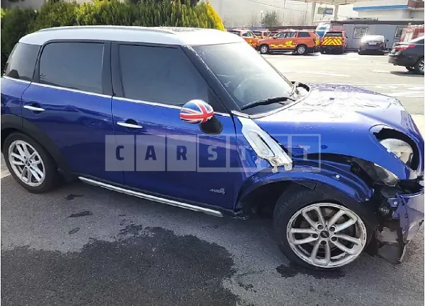 Photo 2 of 16: 2015 MINI Cooper D Countryman ALL4, VIN WMWXD5103FWT61031 — Korean insurance auction